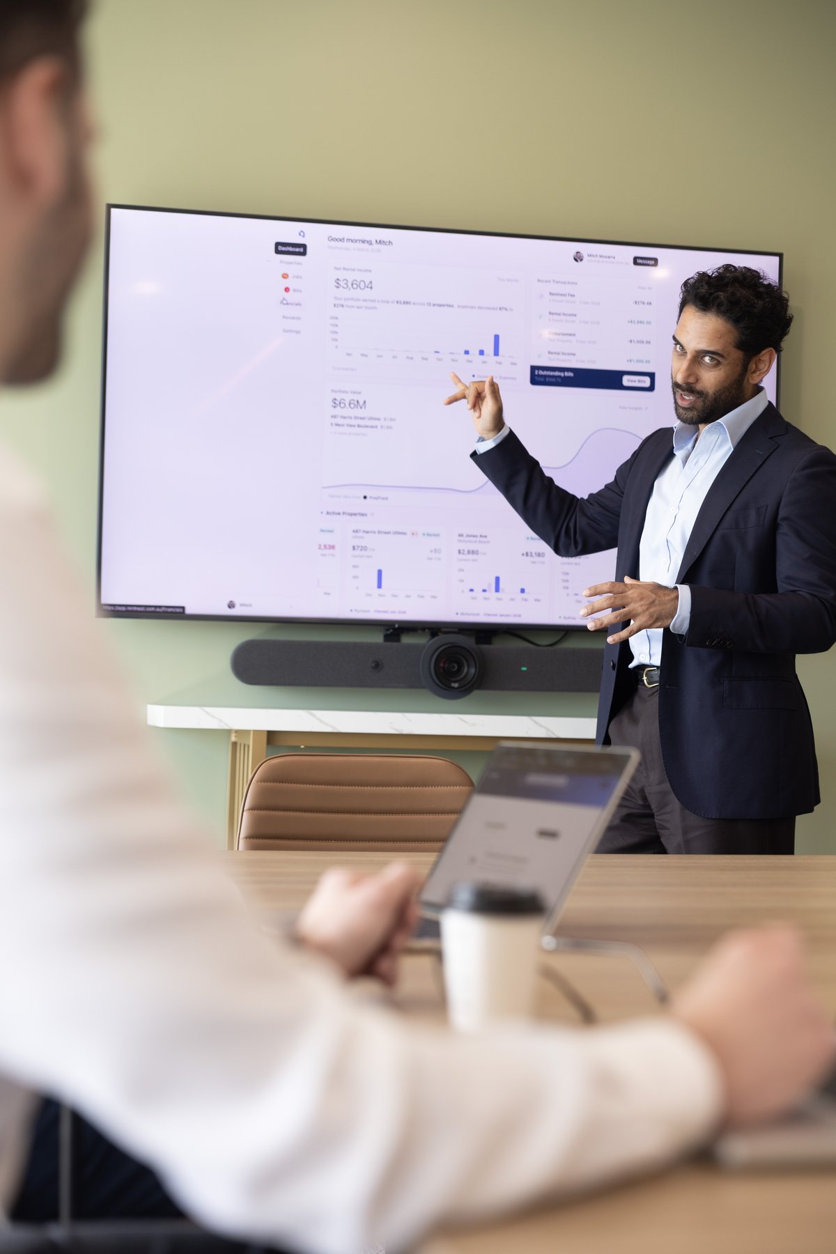 Rentnest team in discussion